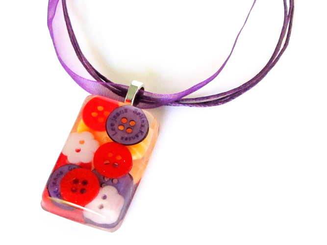 resin pendant with buttons