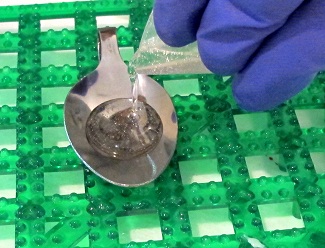 pouring resin 