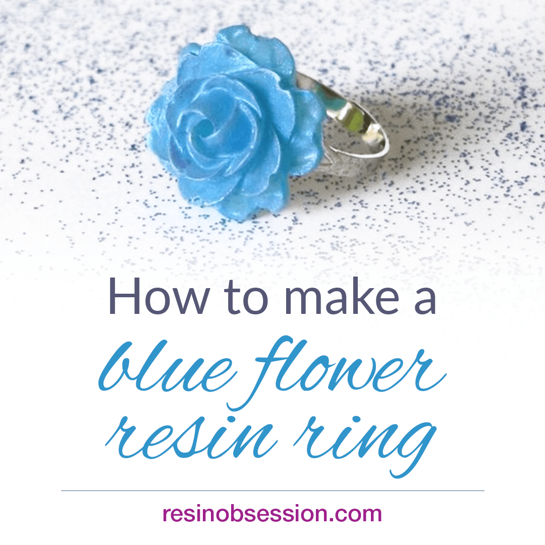 Resin ring tutorial – make a blue sparkle resin ring