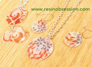 paper resin jewelry tutorial resinobsession possibilities imagine