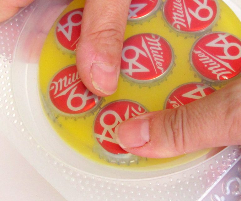 How to make a bottle cap resin coaster Resin Obsession