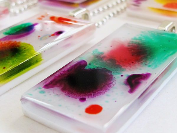 The BEST Ever Guide on How To Use Alcohol Ink in Resin - Resin Obsession