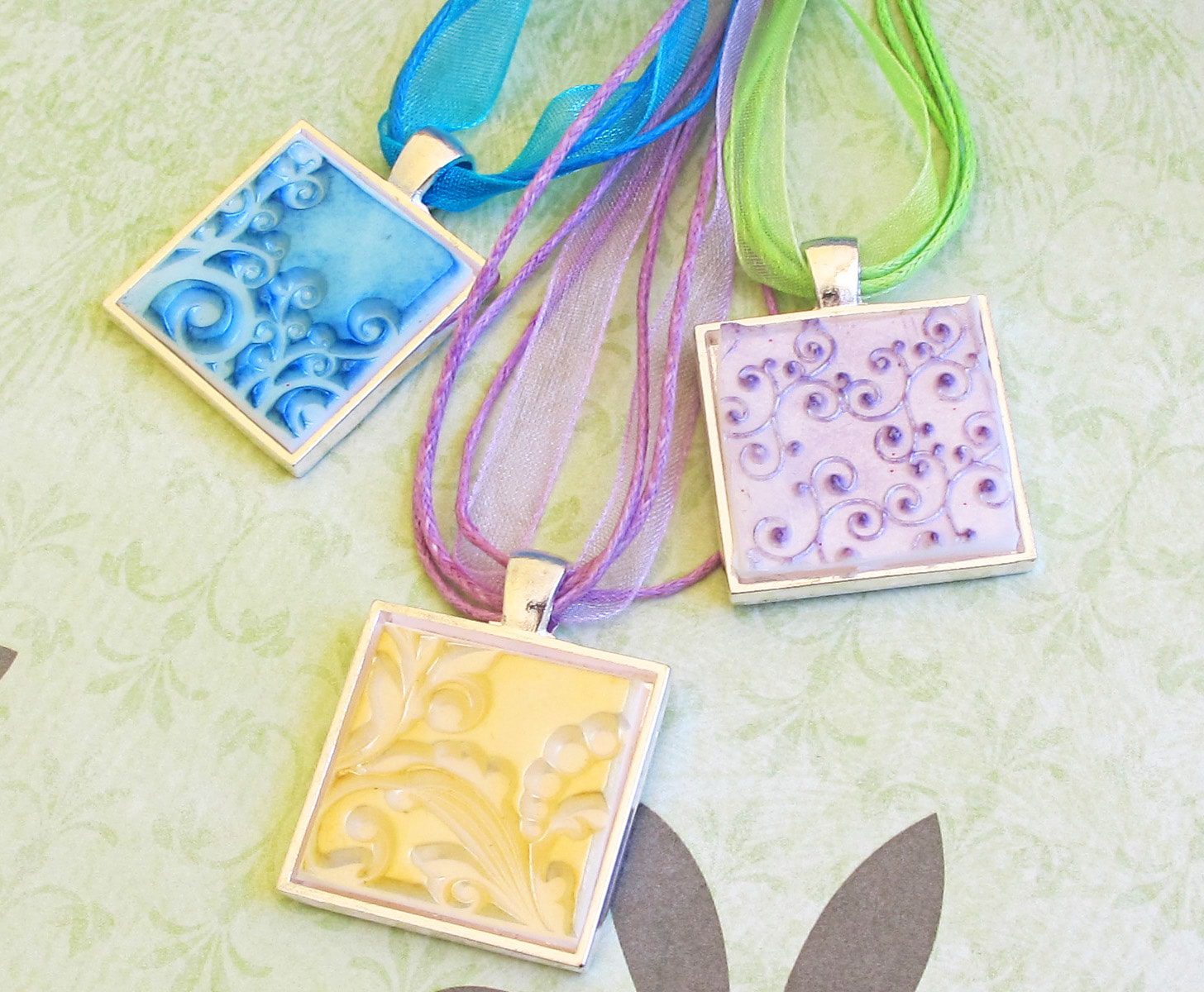 pendants made with alternative resin molds