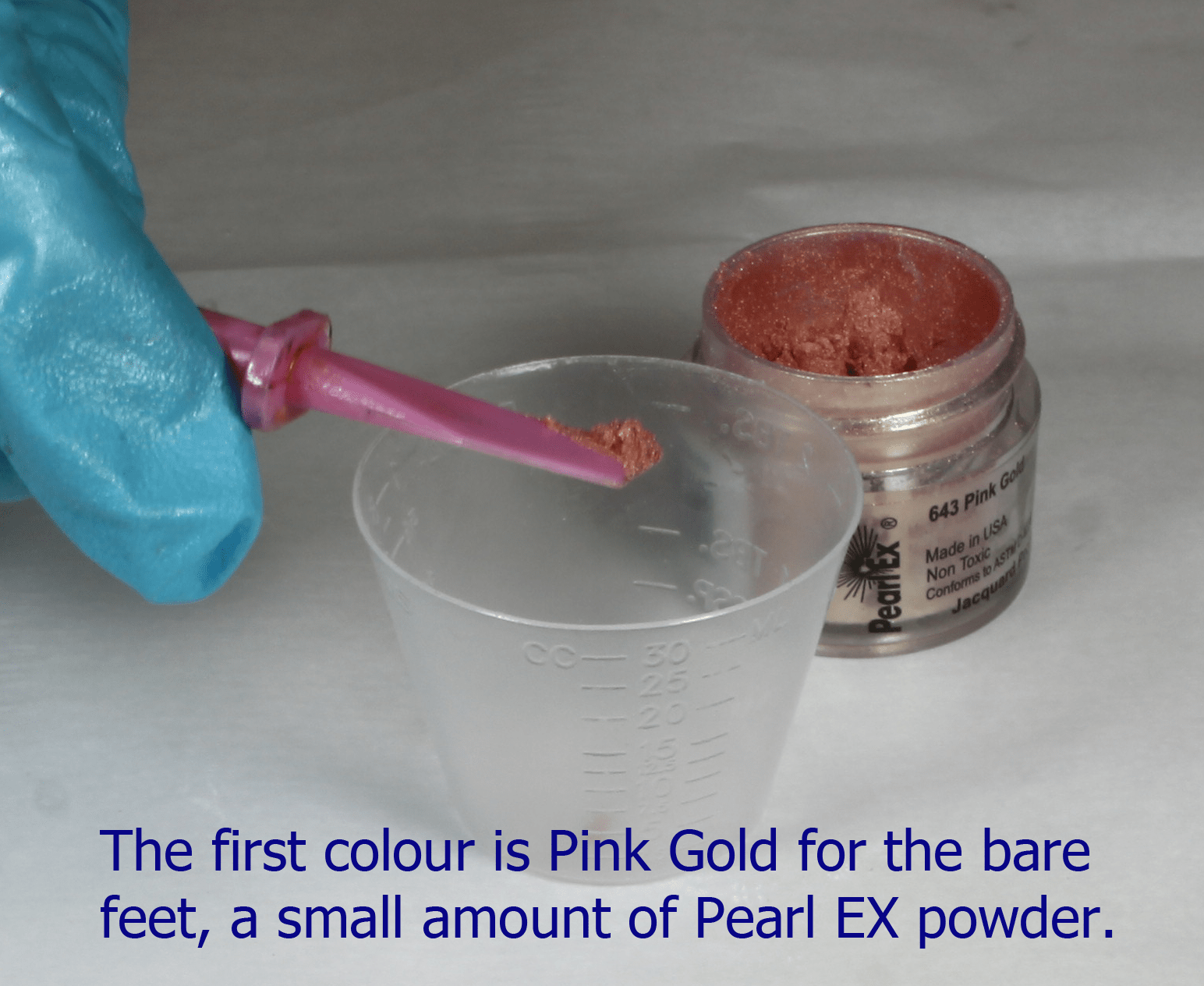 adding pearl ex powder to resin