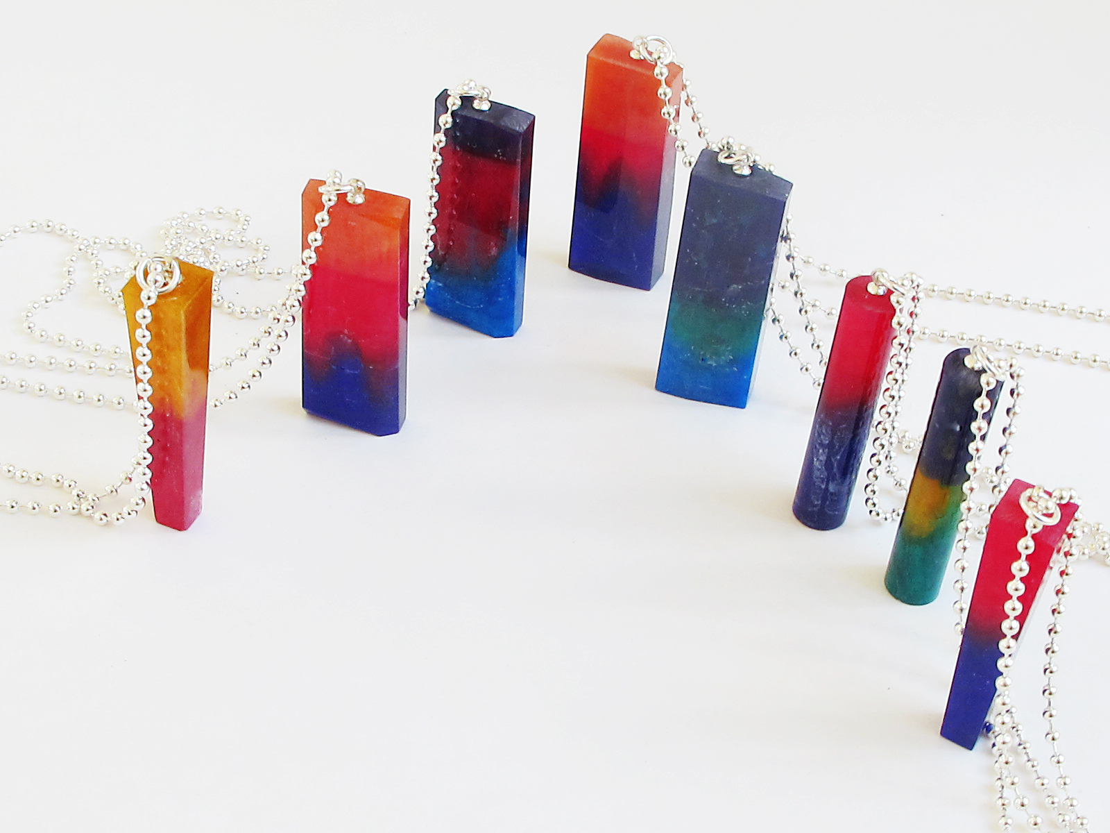 how to make rainbow resin necklaces