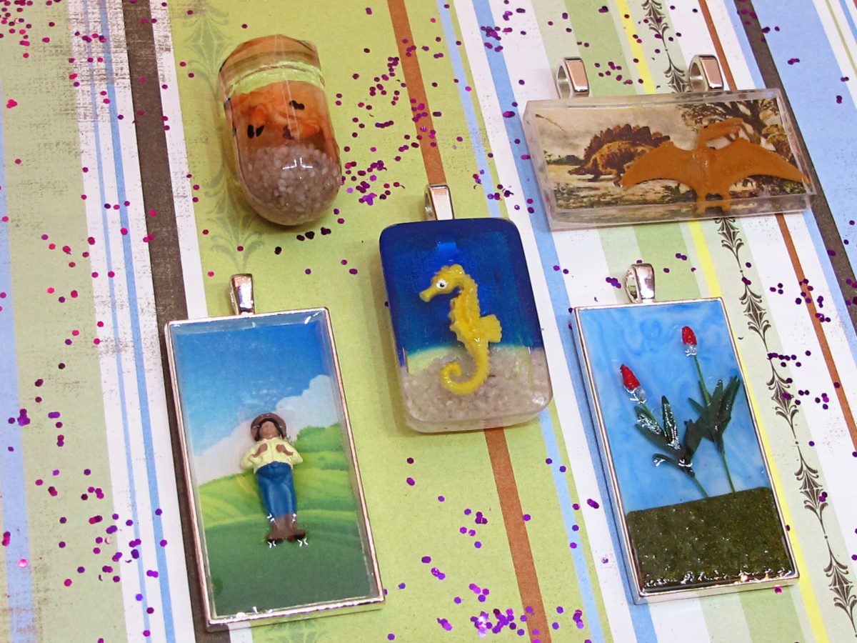 Resin diorama pendants how to make diorama pendants with resin