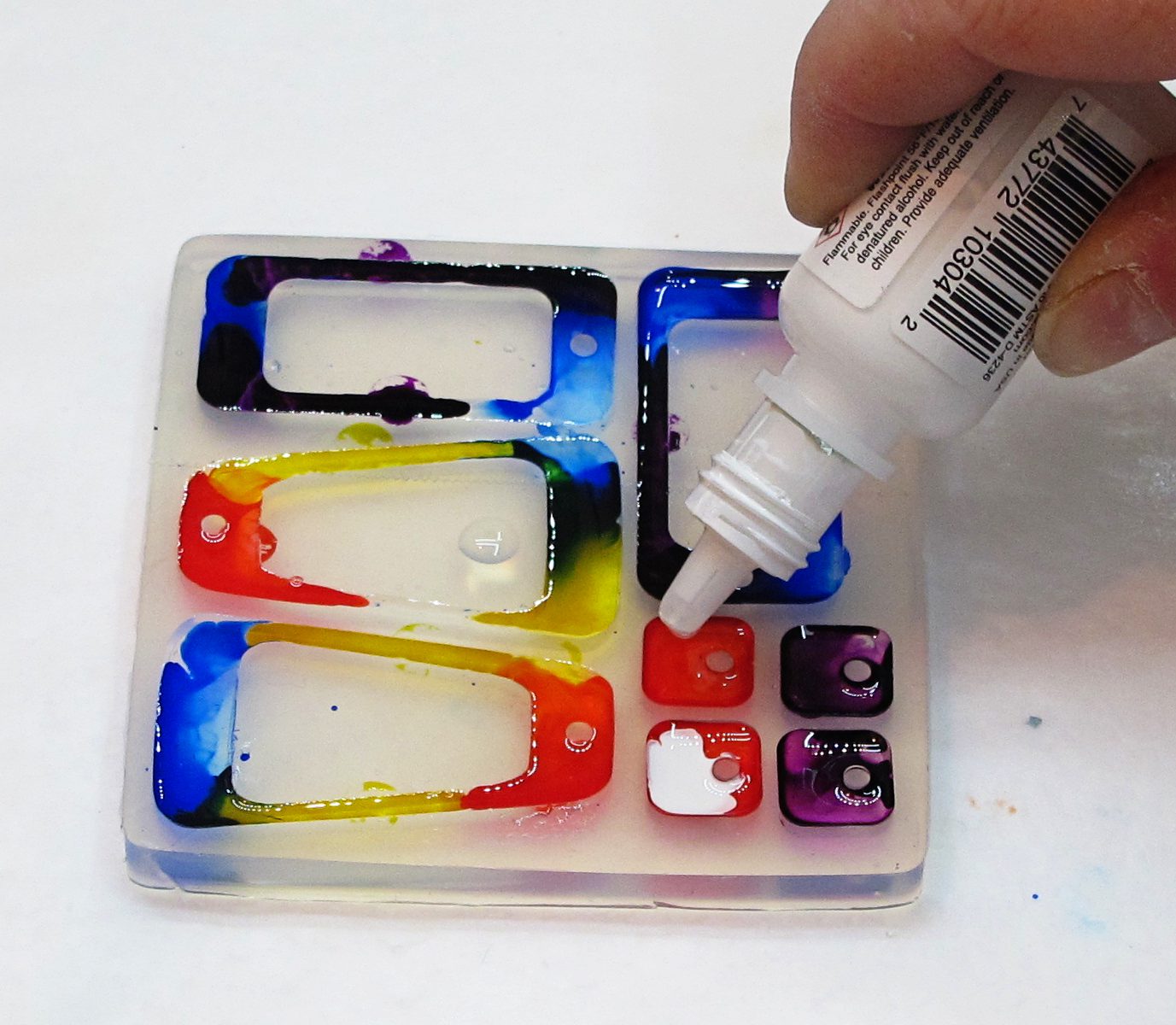 adding white alcohol ink to epoxy