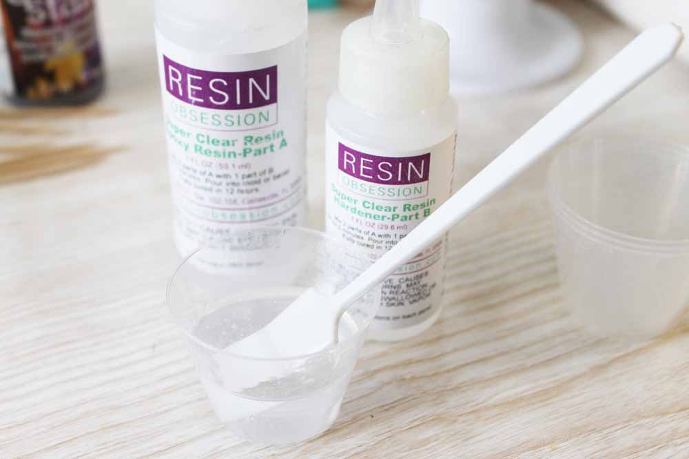 resin obsession resin hardener stir sticks and plastic cups