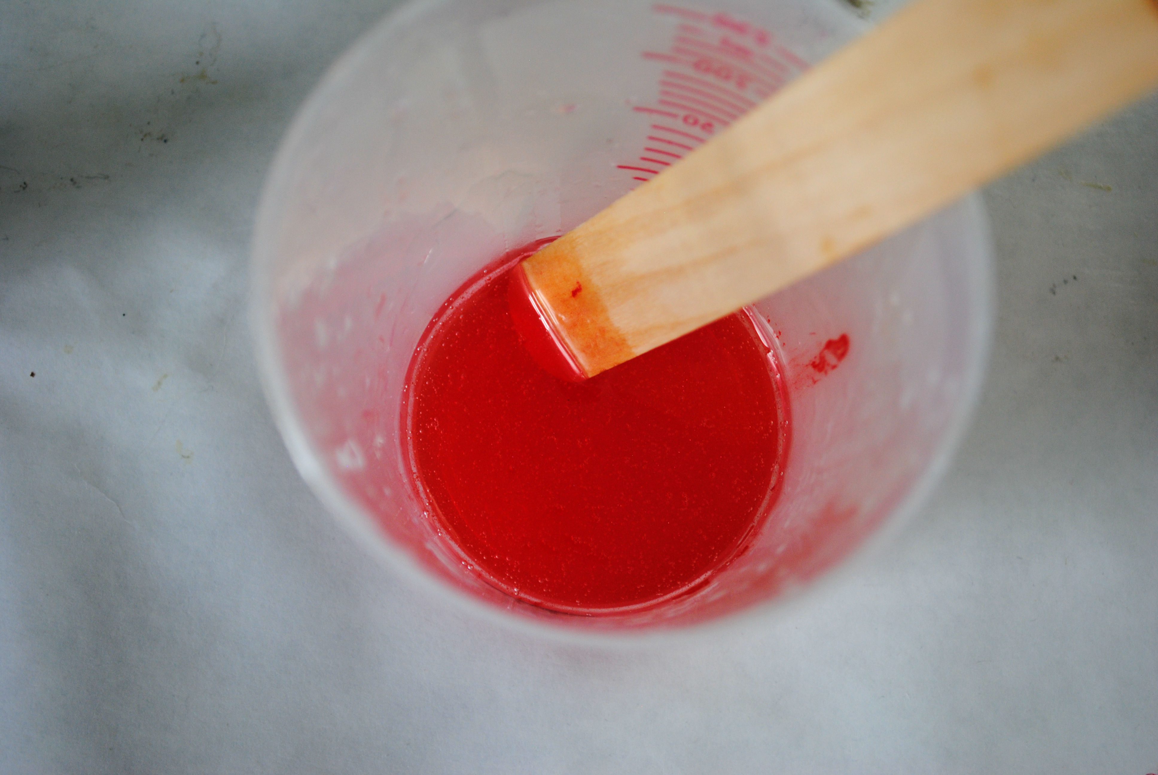 mixing resin for flower jewelry