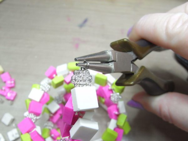 turn loop outward