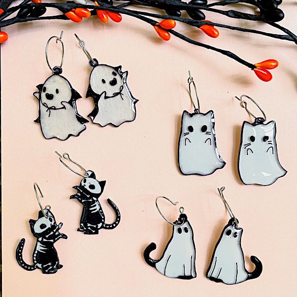 scary cat earrings