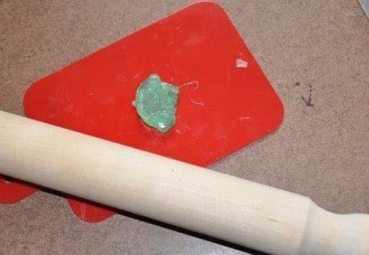 how to make sea glass resin with a rolling pin