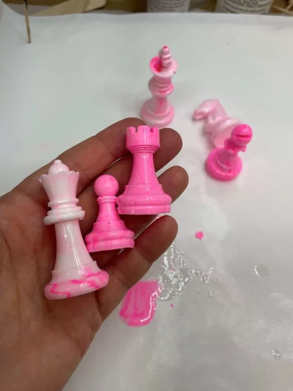 resin chess pieces