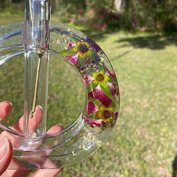 I dry and preserve flowers in resin for jewelry makingthese are my  overflow pieces I've yet to get to. The garden just keeps on giving. :  r/crafts