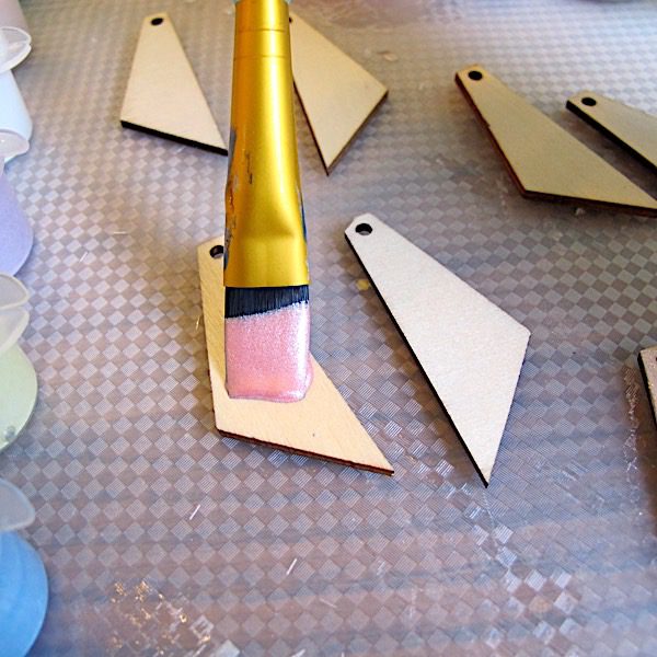 painting wood for jewelry