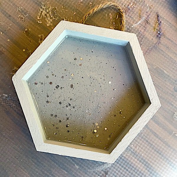 level resin surface