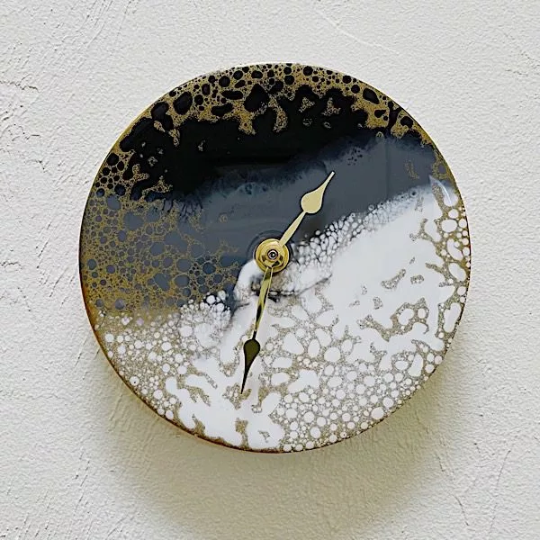 finished resin clock